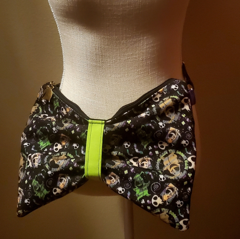 Bow Crossbody/fanny pack